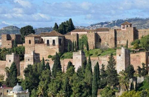 CITY CENTER BIG APARTMENT-FAMILY & FRIENDS-5 Beds - Photo 27