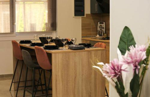 Golden Living apartment - Photo 1