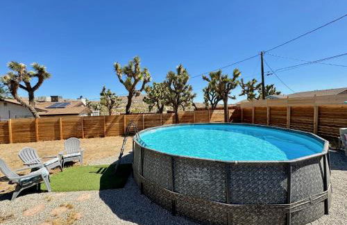 Mid-Century Modern Home w/Pool & Hot Tub - Foto 3