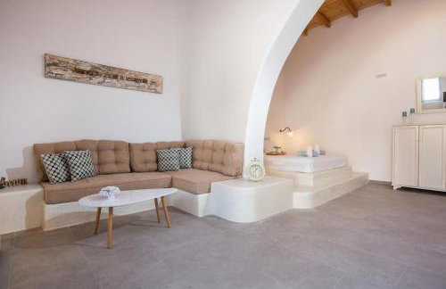 Traditional Luxury House - Photo 33