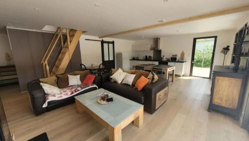 Maison Moderne en Bordure de Forêt, Idéale pour 8/10 Pers, à 2km de la Plage avec WiFi et Terrasse - FR-1-777-6 - Foto 2