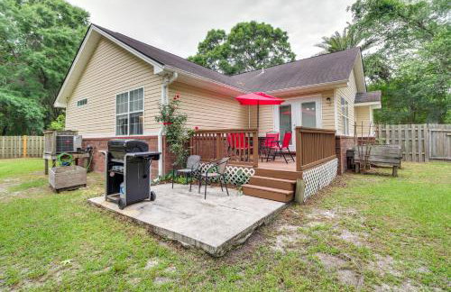 Deck and Yard Savannah Area Retreat! - Photo 27