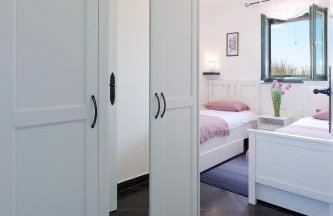 Villa Niko PET FRIENDLY 200 M FROM HIDDEN SANDY BEACH pets stays for free - Photo 68