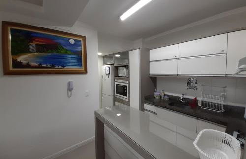 Lindo apto completo a 150m da praia - Foto 8