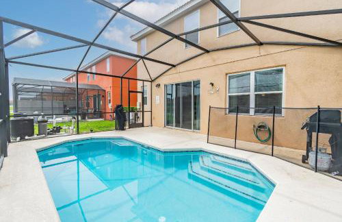 4BR Bella Vida Lakeview Pool Townhome - Photo 3