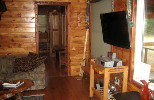 Rustic Vacation Rental with a Charming Dock in Ocala National Forest, Florida - Photo 13