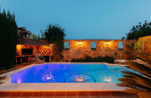 chalet, villa rodeada de naturaleza piscina a doce klm de Valencia y 7 del aeropuerto - Photo 38