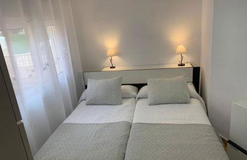 Bonito Apartamento en la Manga con piscina entre dos mares - Foto 2