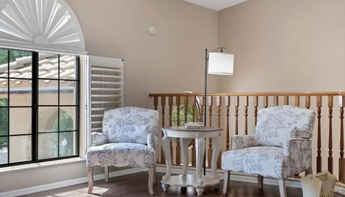 French Country Charm with Pool and Mountain Views - Foto 2