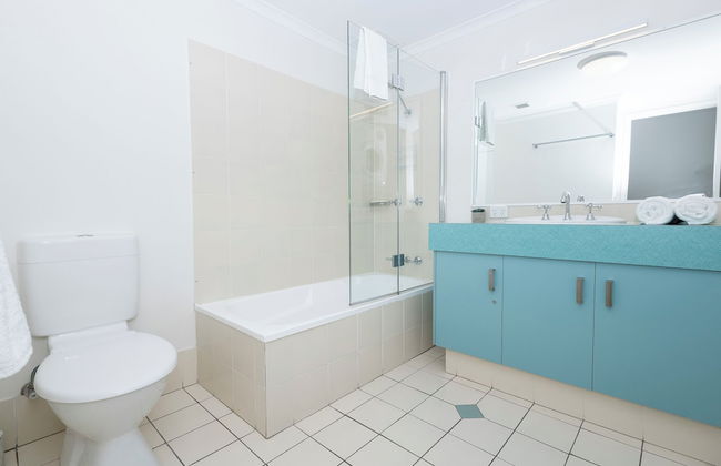 Currumbin Sands Holiday Apartments - Photo 18