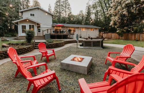 Spacious Cozy and Renovated Mountain Retreat - Foto 1