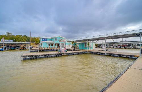 Lake Eufaula Cabin with Dock at Nine Marina - Foto 5