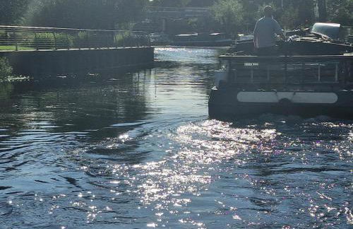 Free Parking Large Balcony Central Location - Foto 14