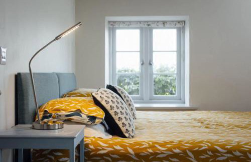 Farmhouse Charm with Modern Style in Pembrokeshire - Foto 75