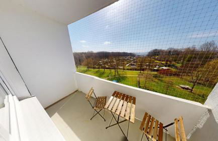 Großzügige Ferienwohnung, 350m bis zur Bushaltestelle, WLAN - Foto 7