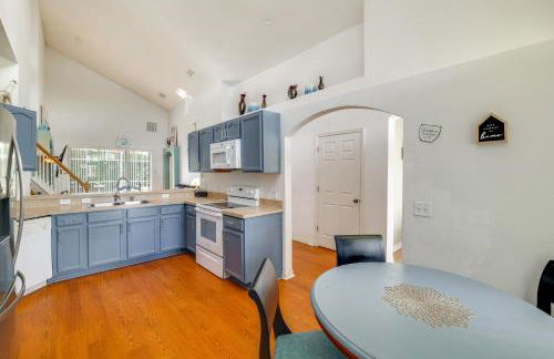 Poolside Lounge and Theme Park Fun Davenport Home - Foto 8