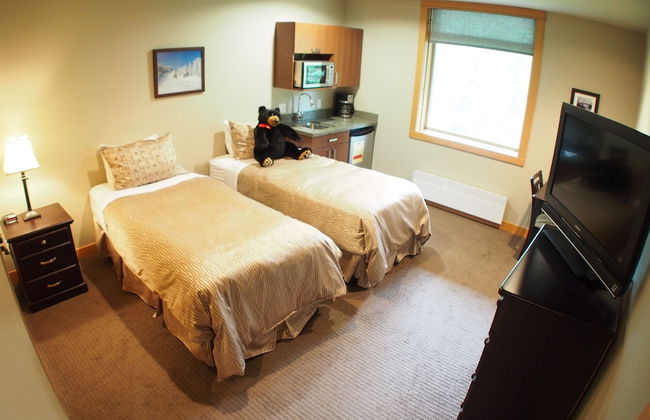 Kookaburra Lodge by Bear Country - Photo 3