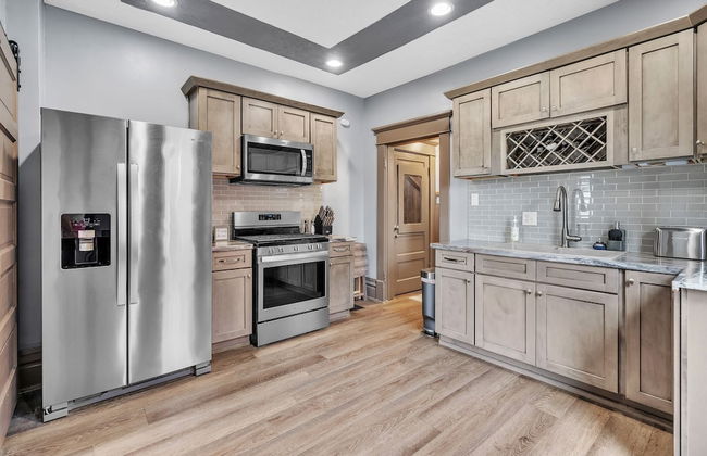 Cozy Renovated 19th Century Home, 5 Min to OSU! 3 Bedroom Home by Paula - Foto 14