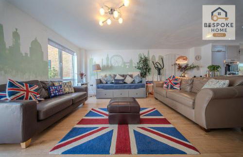 Modern 4 Bed 3 Bath House - 4 Groups with FREE Parking - Central London - Foto 1