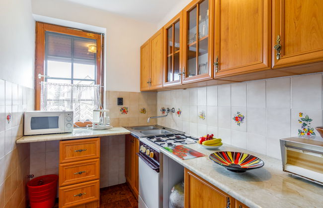 6 bedroom House in Balatonfenyves with private pool and garden - Photo 11