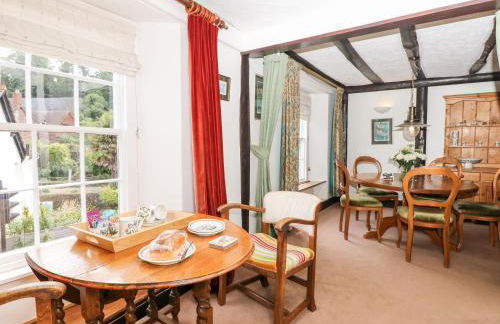 Castle View - Photo 12