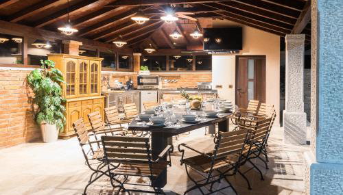 Superb villa Maxima with private pool, sauna, jacuzzi, playground for up to 18 persons, extra pool heating available - Foto 5