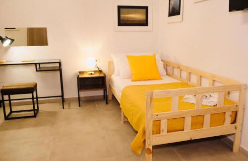 Basso 61, Cozy Oasis with Mini Pool and Courtyard - Foto 42