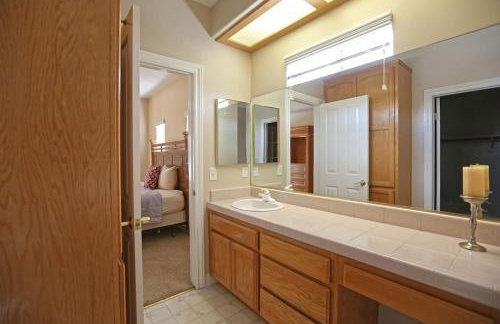 Lakeside Mansion Waterfront 34 beds Boat ramp - Foto 10