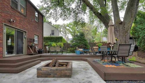 Peaceful Hillside Retreat Firepit & Spacious Yard - Photo 3