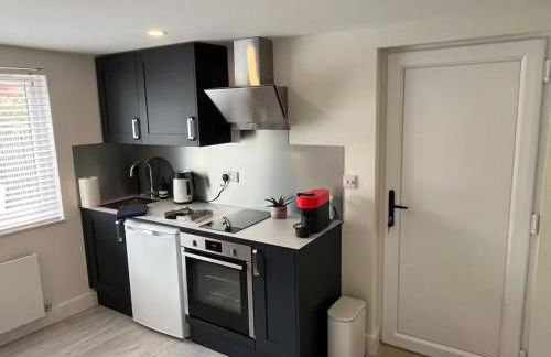 River Studio Sleeps 2 with Parking & Dog Friendly - Foto 13