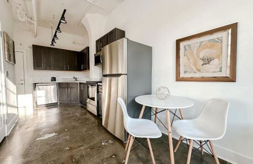 Sleepover Charming 1BD 1BA Wichita Lofts - Foto 79
