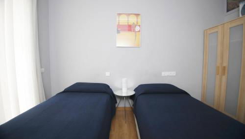 Luxury Central Apartment - Photo 5