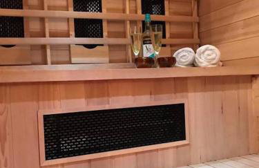 Vollie House with Hot Tub, Sauna & Log Burner - Foto 35