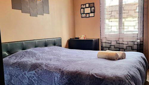 T2 Paris Disneyland Balcon Parking - Foto 4