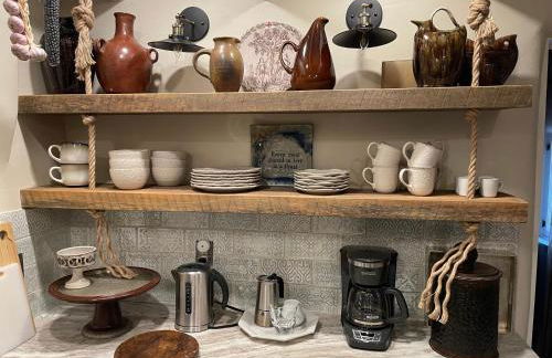 Historic Adobe 1 acre compound ultimate Santa Fe immersion Classic & Dreamy - Foto 10