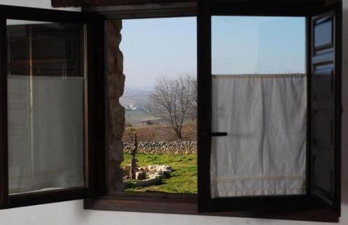 Casa Rural Enorme con BBQ & Horno Leña ideal para Familias - Foto 5