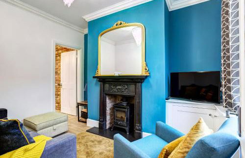 Woodside Cottage, Congleton, Nr Peak District - Photo 1