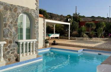 Casa Macken con piscina climatizada y jacuzzi - Foto 2