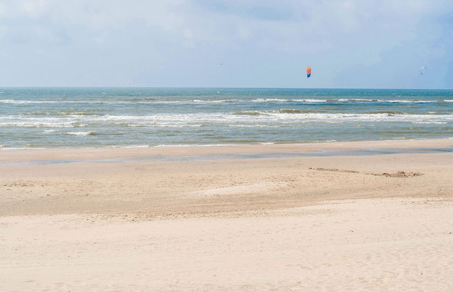 Beautiful Holiday Home Near the sea - Photo 21