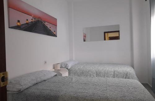 CASA INDEPENDIENTE EN NERVION JUNTO A PARADA DEL METRO - Foto 5