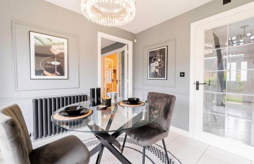 Three Bedroom Birmingham Stay Free Parking Perfect for Families Travellers Professionals M6 - Foto 1