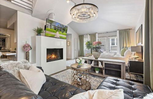 Modern 2BR Dallas Loft w Private Outdoor Terrace - Foto 10