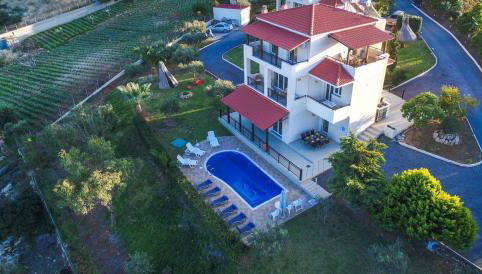 Villa Angelika Two-storey House With Pool for 7 - Foto 1, Garden