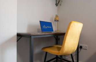 3 bedroom Cannock flat ideal for groups - Foto 13