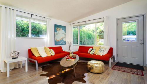 #StayinMyDistrict Modern Mid-Century Retreat - Foto 4