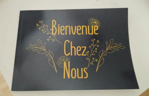 Atico of 3 rooms, total 130m² just for you with a 60 m² terrace, swimming pool, mountain and marina view. - Photo 3