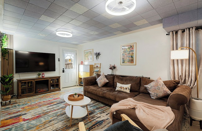 Coast PalmTree Yard 2BR Block from Beach - Photo 1