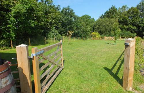 The Potting Shed And The Garden Shed Self Catering - Photo 26
