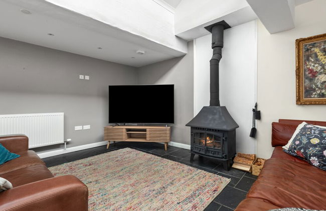 Charming 3-bed Apartment in Haverfordwest - Foto 14