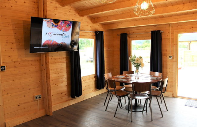 Stunning 5-bed Cabin in Ashton Under Hill - Foto 13